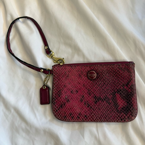 GUC Vintage Coach Snakeskin Wristlet - Picture 1 of 5